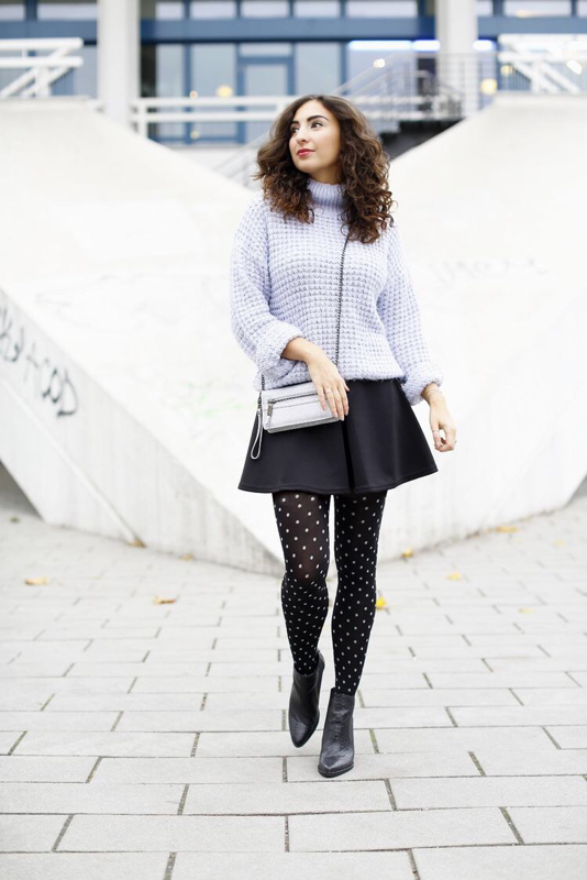Black Pointed Booties - Fashion Tights