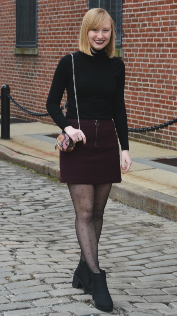 Favorite Color Combo: Maroon and Black - Fashion Tights
