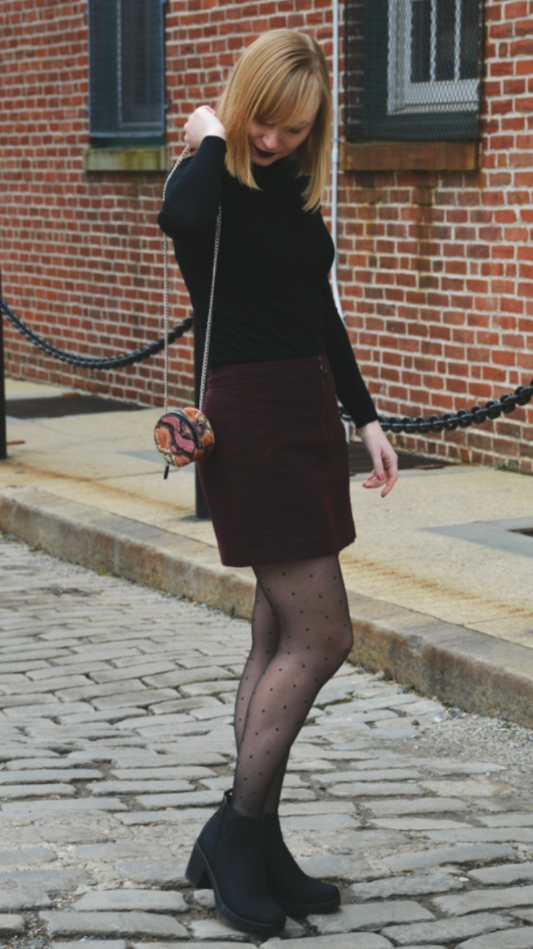 Favorite Color Combo: Maroon and Black - Fashion Tights